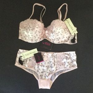 La Senza Pink Bra and Panty Set